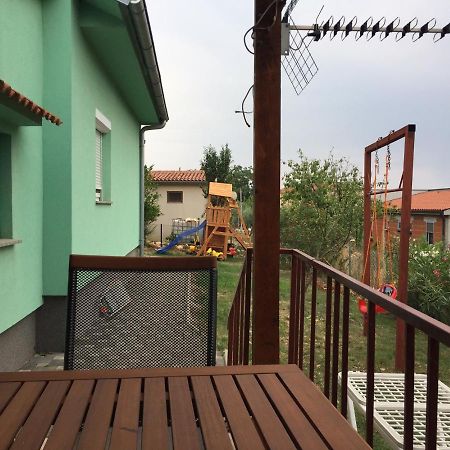 One-Bedroom Apartment, Wifi, Airco, Parking, Washing Machine, Grill Medulin Luaran gambar